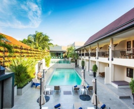 Двухместный номер Standard с видом на бассейн двуспальная кровать в Отель Naiya Buree Boutique Resort