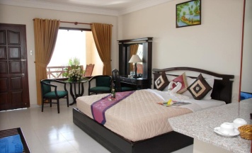 Номер Deluxe рядом с пляжем в Ocean Star Resort