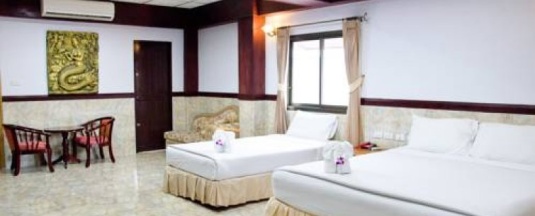 Семейный номер Standard с балконом в Kata Palace Phuket