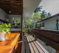 Вилла Superior с балконом и с видом на сад в Kata Tranquil Villa