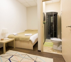 Двухместный номер с собственной ванной комнатой в Z Hostel