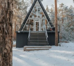 А-Фрэйм с видом на лес в Аван