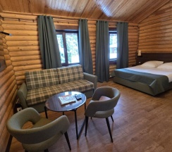 Гостевой дом с  несколькими номерами и банкетным залом (до 20чел) в Дивная бухта Селигер
