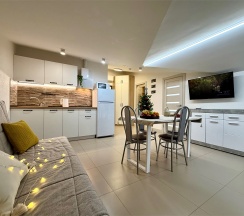 Апартаменты №5 "Джуниор" на мансардном этаже в Саквояж