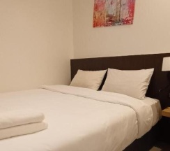 Двухместный номер Deluxe двуспальная кровать в Jellybean The Blocks Hostel Sukhumvit 10