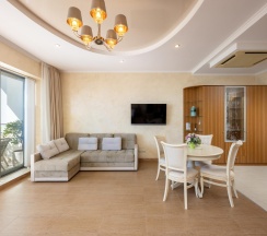 Апартаменты люкс #5 в Sun Apartments ЖК Идеал хаус