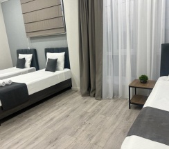 Трёхместный номер Standard в Urban Hotel