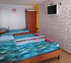 Трехместный с балконом 3-2 в Стелла