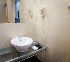 Бизнес с двуспальной кроватью в Elements Perm Hotel 4