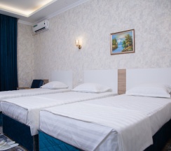 Трёхместный номер Standard в Muhsin Hotel