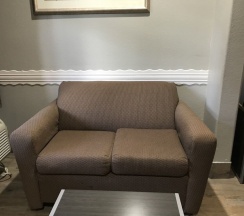 Четырёхместный номер Deluxe двуспальная кровать в Camelot Inn & Suites Veterans Memorial NW Houston