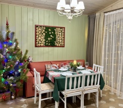 Лесной домик с 2 спальнями 1-4 человека в Сосновый бор