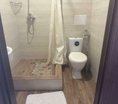 3-местная комната делюкс в Черноморец