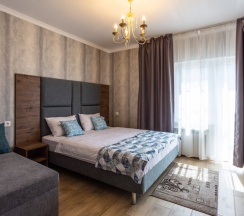 Двухместный номер Superior с балконом двуспальная кровать в Пирамида Архыза