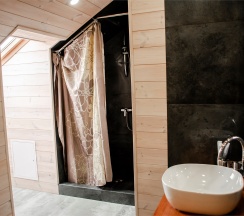 Семейный в Альпийский двор