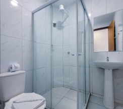 Трёхместный номер Standard c 1 комнатой в Hotel Atlântico Sul