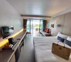 Двухместный номер Pool Access Superior двуспальная кровать в The Yama Hotel Phuket
