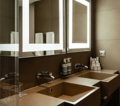 Номер Люкс - с двуспальной кроватью в Novotel Москва Киевская
