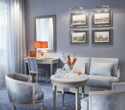 Номер Deluxe в Hotel Rochester Champs Elysees