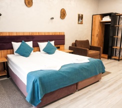 Апартаменты двухкомнатные с камином в Eco village