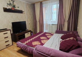 Апартаменты Апартаменты на 14-й микрорайон, 27 в Нефтеюганске