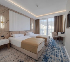 Двухместный номер двуспальная кровать в Hotel Tara