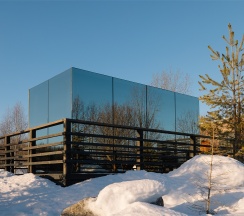 Зеркальный дом Премиум с ванной в Резиденция Северное Сияние