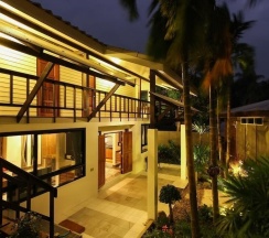 Семейный коттедж с 2 комнатами с балконом в Kata Tranquil Villa