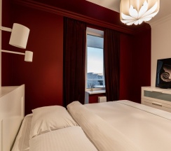 Двухместные апартаменты Superior двуспальная кровать в Апартаменты Румер в современном жилом комплексе у ТЦ Дана Молл