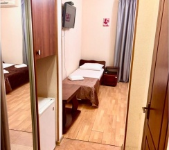 Комната улучшенная семейная в Оазис