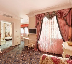 Номер Люкс (Luxury suite) в Грин Хаус