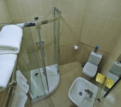 Улучшенный трёхместный в Forton hotel