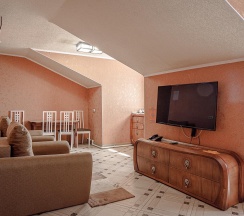 Номер стандарт с 1 двуспальной кроватью №3 в Медведь