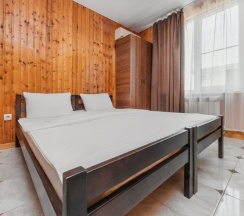 Двухместный номер Comfort с видом на внутренний двор двуспальная кровать в Green rent
