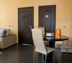 Полулюкс в Yellow hotel
