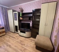 Двухместные апартаменты с 2 комнатами с балконом (двуспальная кровать) в Квартира Двухкомнатная в пешей доступности до центра города