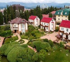 Коттедж трехкомнатный с 3 спальнями в Саяны