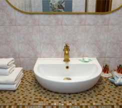 Апартаменты с эркером и душем в My Favourite Garden Hotel