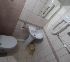 10. Небольшая одноместная комната (стандарт). 1 кровать в Левладиа.ру