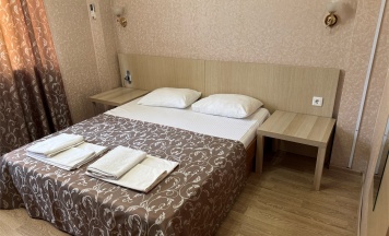 Двухместный "Стандарт" 1 этаж (без балкона) в Диана