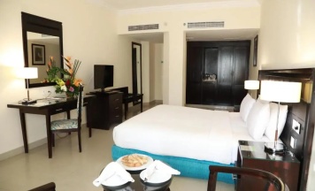 Двухместный номер Deluxe с видом на бассейн двуспальная кровать в Sierra Sharm El Sheikh Hotel