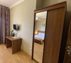 Стандарт Улучшенный Балкон в Art Hotel Krasnodar