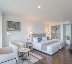 Двухместный номер Deluxe с видом на море 2 отдельные кровати в Andaman Beach Suites Hotel