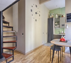 [54.2] Двухуровневые апартаменты с кондиционером у Дворцовой площади, 30 кв.м. в Darooms