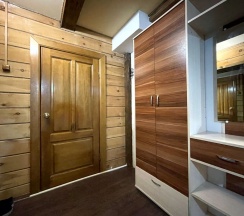 Апартаменты с отдельным входом и верандой в Ковчег