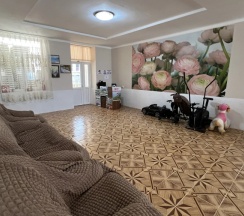 Трёхместный номер Standard с балконом и с видом на горы в ДавЭль