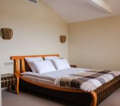 Джуниор сюит 5-й этаж (504) в Увельские курорты