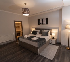 Двухместный люкс Президентский двуспальная кровать в Отель Downtown Suites Hotel Yerevan