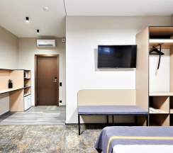 Семейный в Тесла