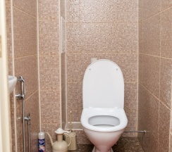 М.Горького 85Б. 2-комн.кв., 9-этаж, 121 в АнтиОтель